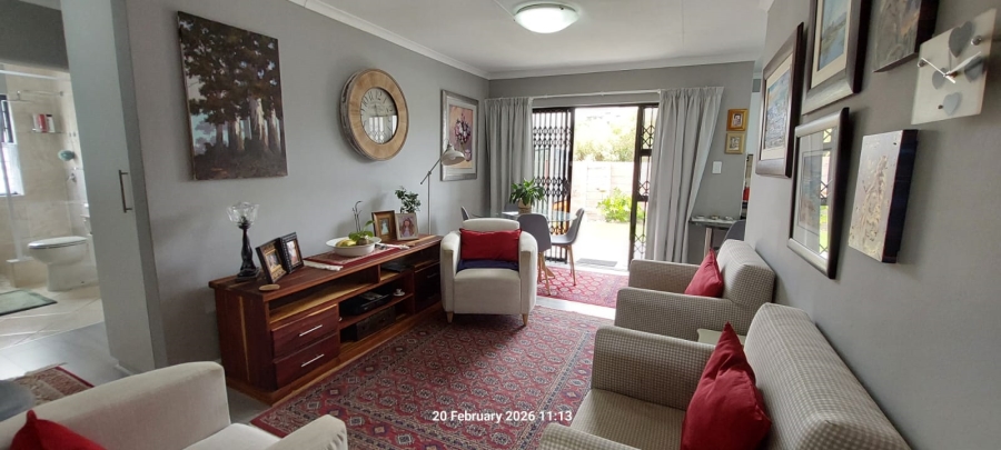 3 Bedroom Property for Sale in Paradise Beach Eastern Cape